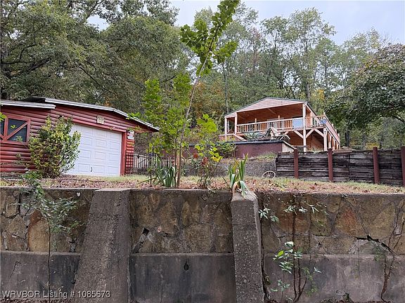 3rd image of 22114 E Hsb Ln