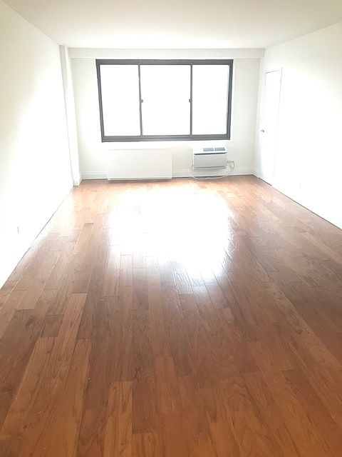 1st image of 25 W 132nd St APT 8G