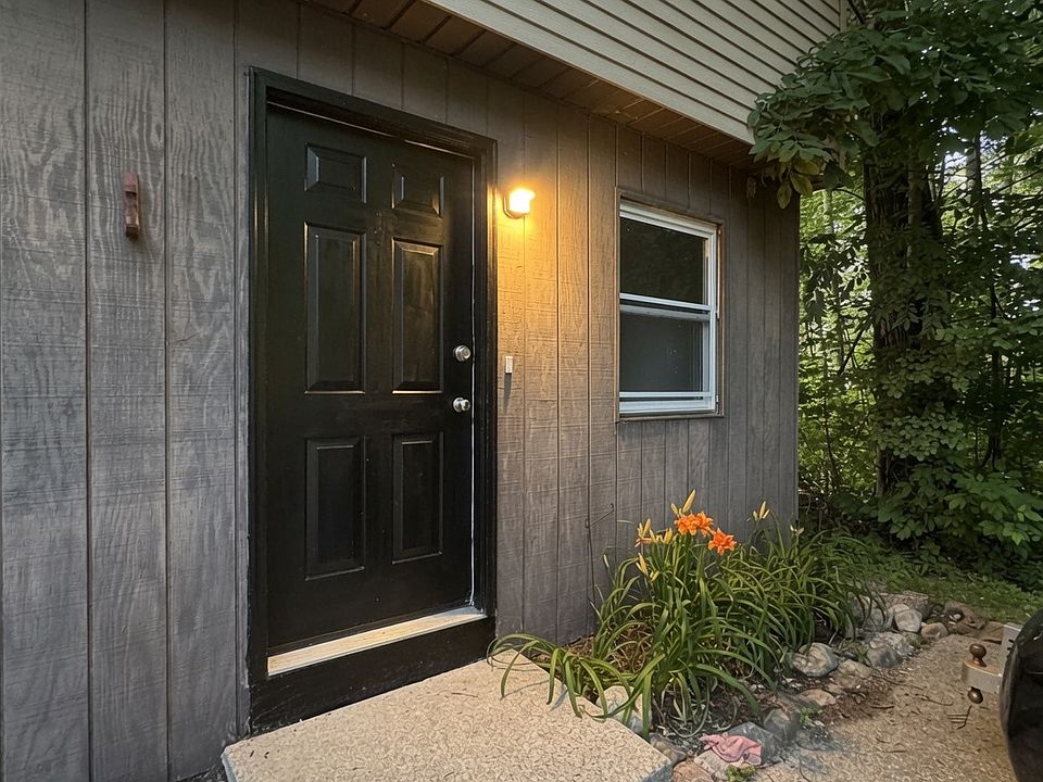 1st image of 4167 W Ridge Rd #1