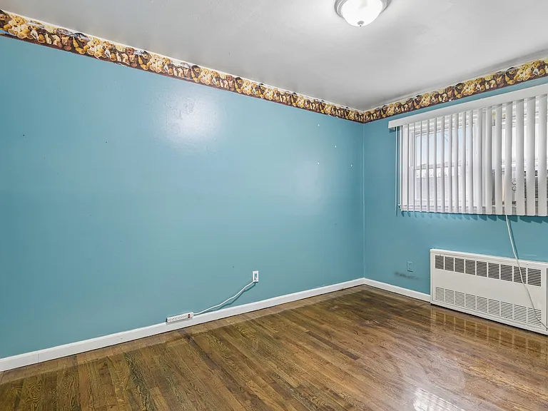 183 Litchfield Ave — Photo 15