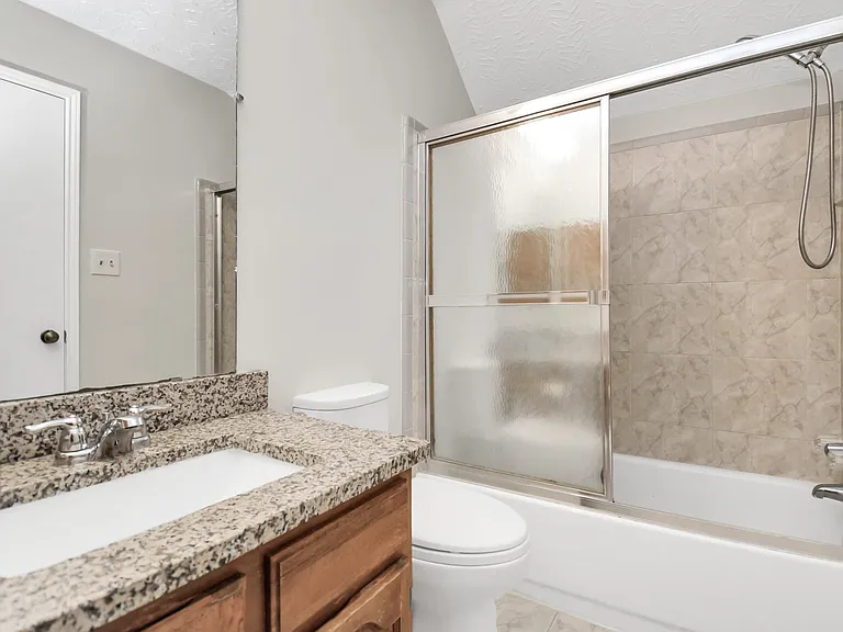 14810 Cypress Ridge Dr — Photo 29