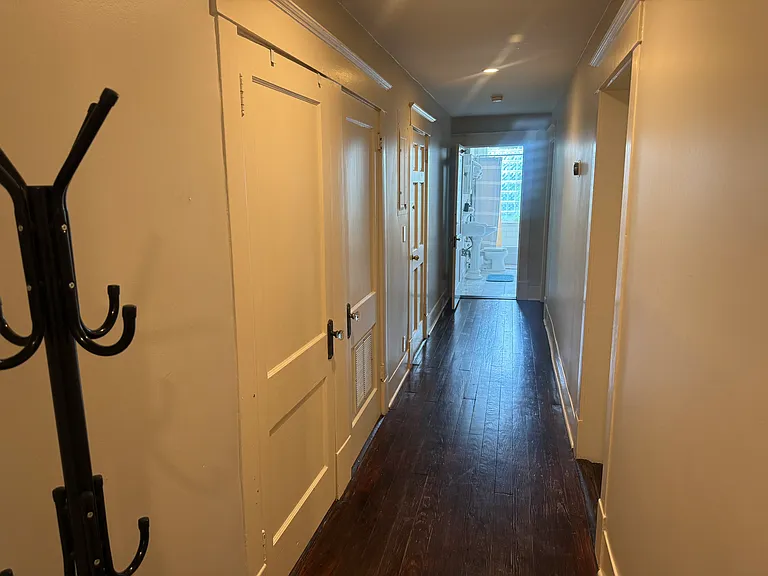 339 Whitaker St #3 — Photo 20