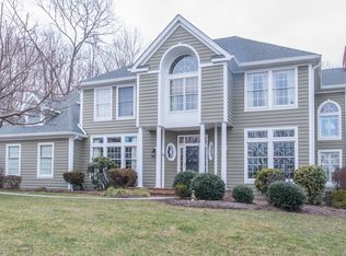 21 Ammerman Way, Chester, NJ 07930