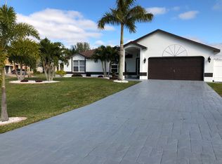2705 SW 11th Ct, Cape Coral, FL 33914