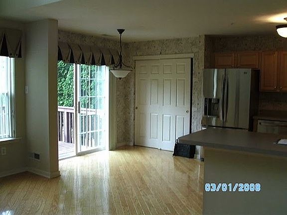 3rd image of 2307 Periwinkle Ct