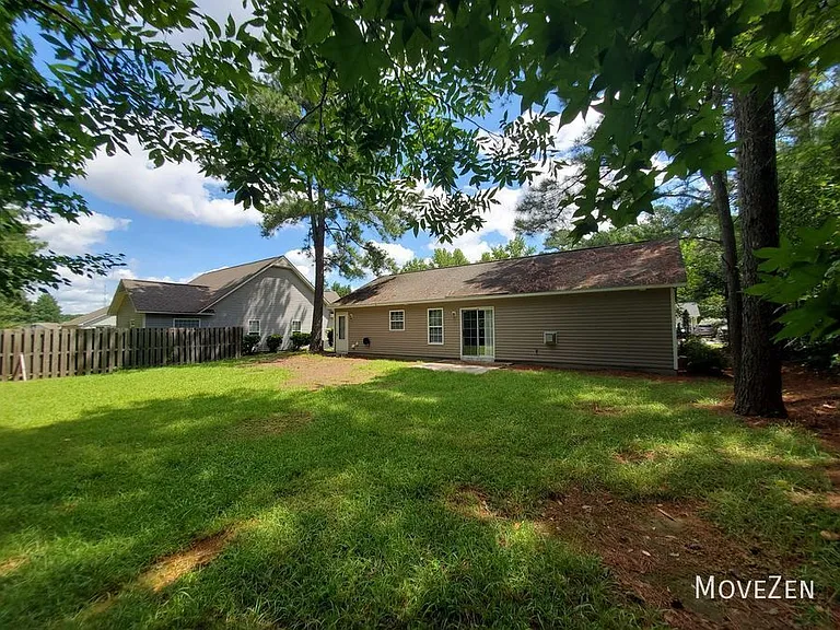 1517 Everett Springs Dr — Photo 3