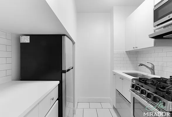Rented by Mirador Real Estate | media 3