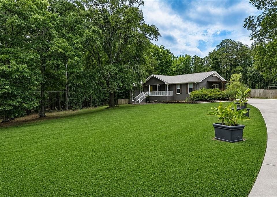 1st image of 1931 Lake Jodeco Rd