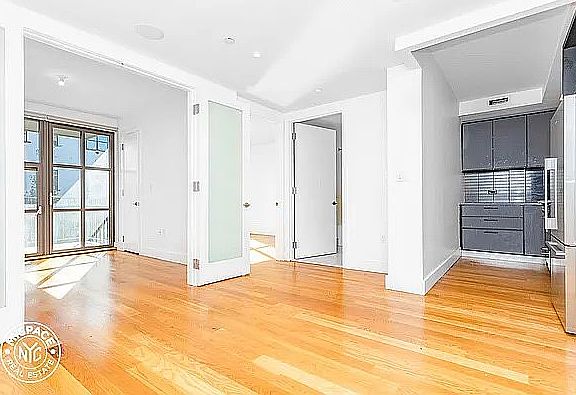 5th image of 1040 Dean St APT 407