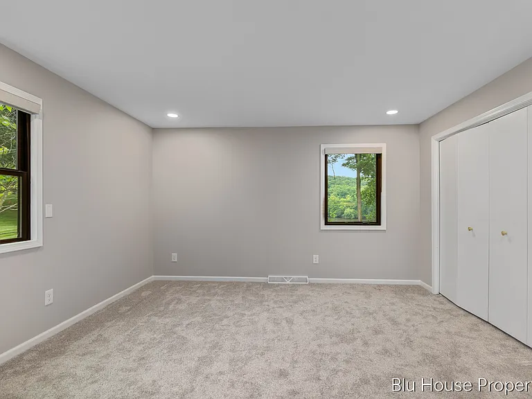 5140 Sequoia Dr SE — Photo 11