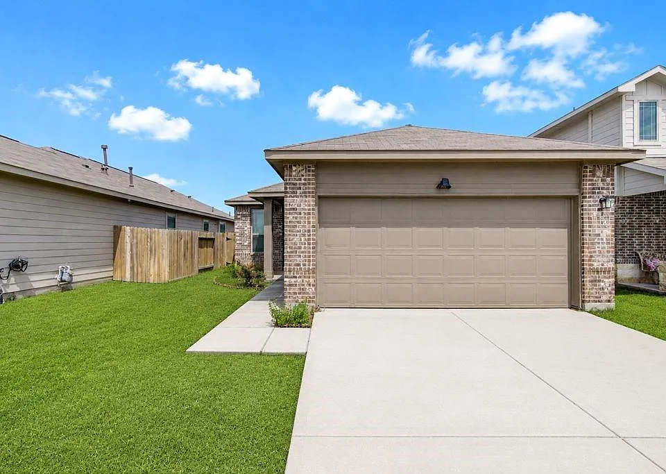 14469 Sugar Pines Dr