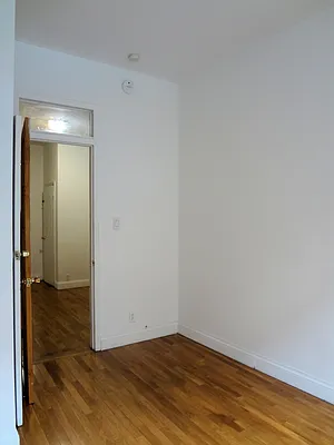 Rented by DSA Realty | media 17