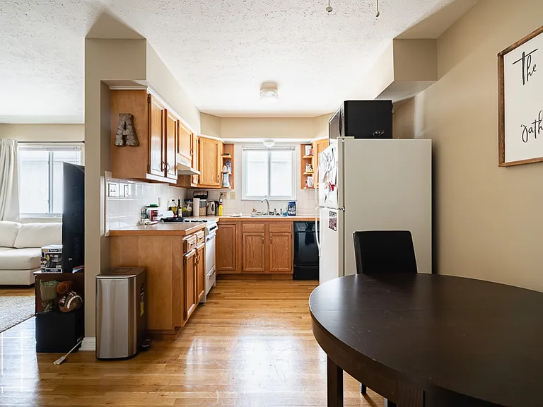 91 Starr Avenue — Photo 9