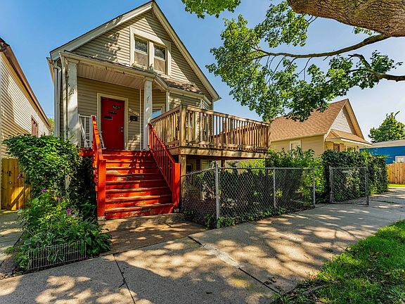 2nd image of 10749 S Avenue J