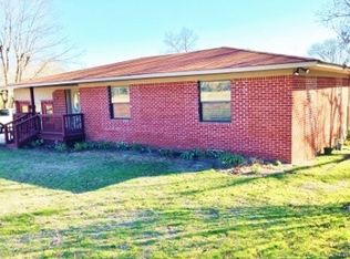 602 E Houston St, Linden, TX 75563