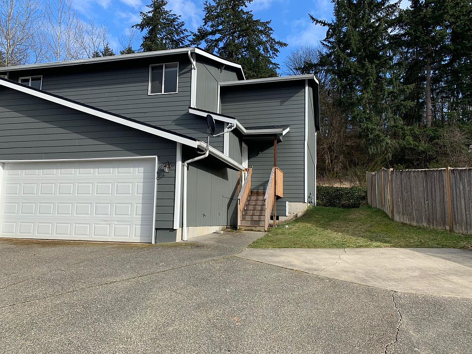 1st image of 7322 163rd St E