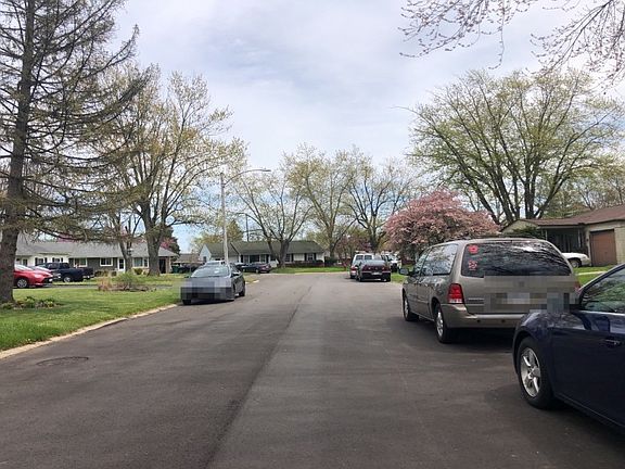 4th image of 1 Meadowbrook Ct