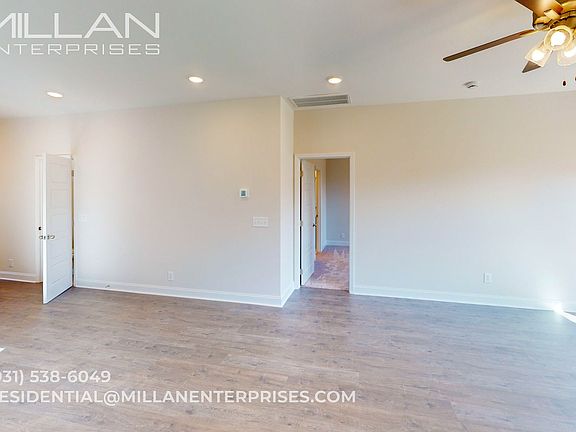 4th image of 449 Ayden Ln