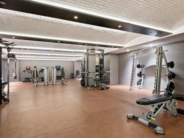 959 1st Avenue image 17 of 17