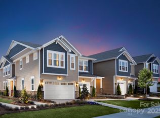 7221 Hodges Meadow Ln, Charlotte, NC 28213