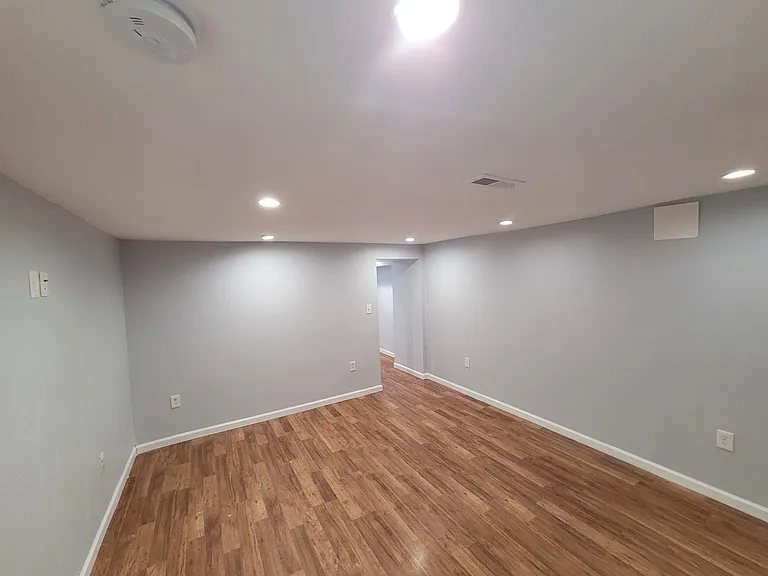 2635 N Calvert St #1 — Photo 15