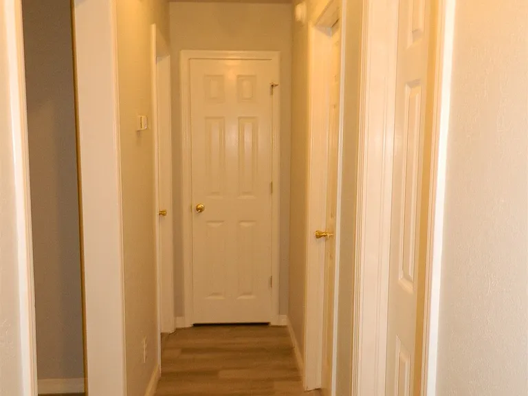 1302 W Exchange St — Photo 23