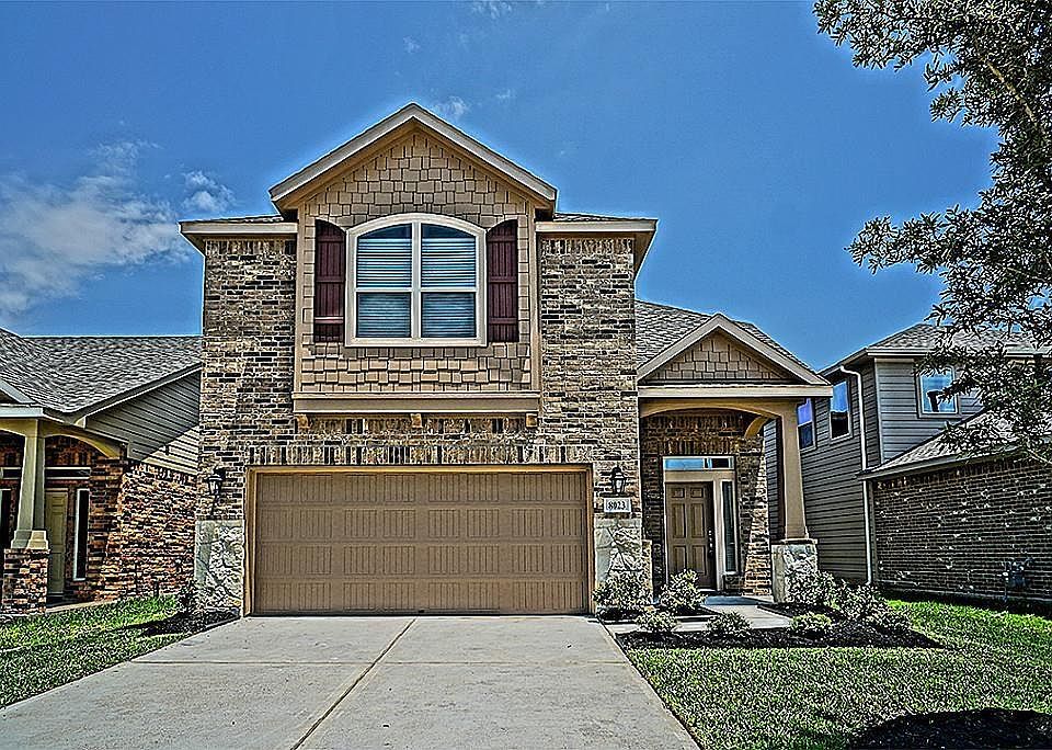 1st image of 8023 Oxbow Manor Ln