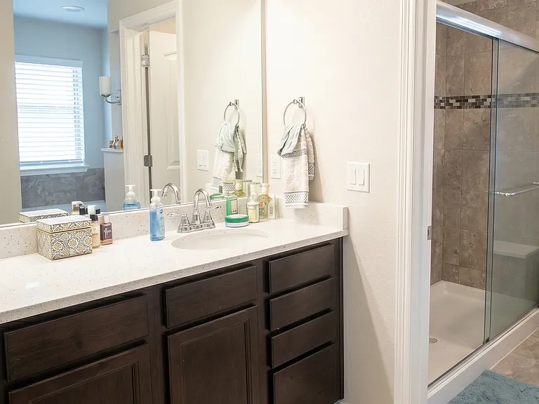 9774 Vistas Park Dr — Photo 6