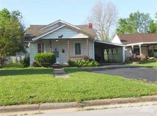 1620 W Thoman St, Springfield, MO 65803