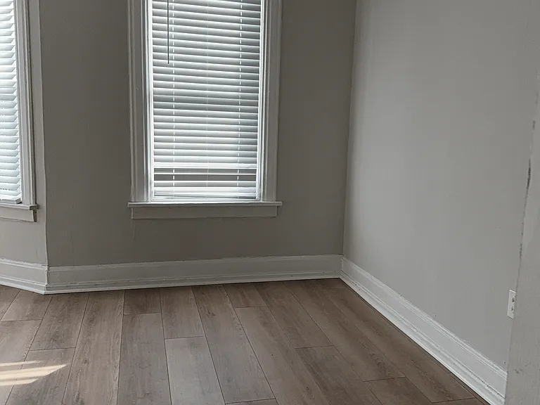 31 W Side Ave — Photo 16