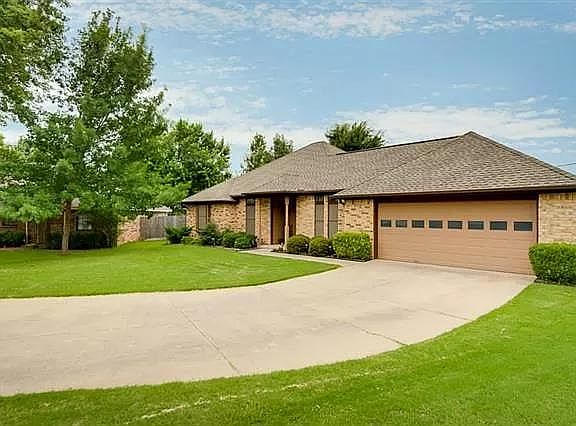 2nd image of 2506 Sandstone Ct