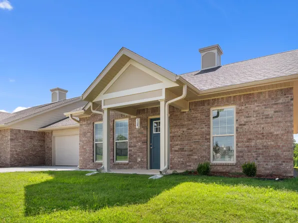 1738 Michigan Ave, Mountain Home, AR 72653