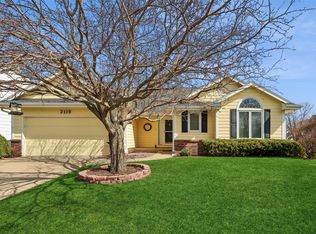2119 NW 147th St, Clive, IA 50325