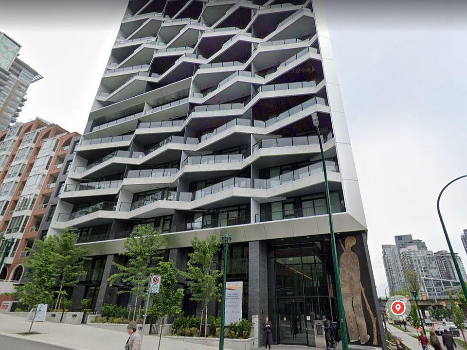 2nd image of 889 Pacific St #1889