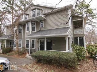 1494 Oakridge Ct, Decatur, GA 30033