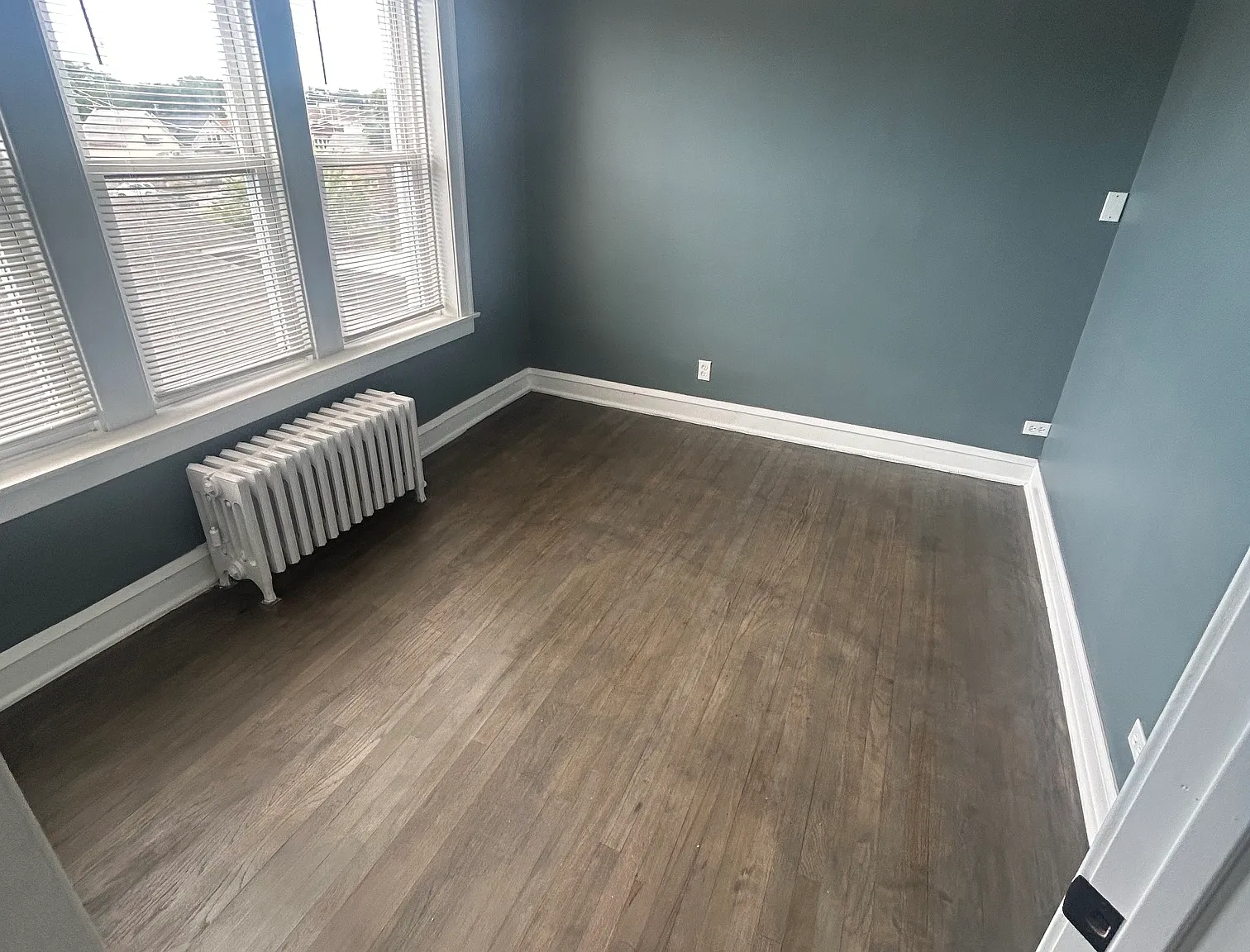 2 bed, 1050 sqft, $1,650 — Photo 4