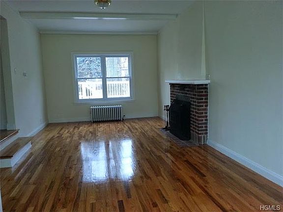 3rd image of 66 Parkway S