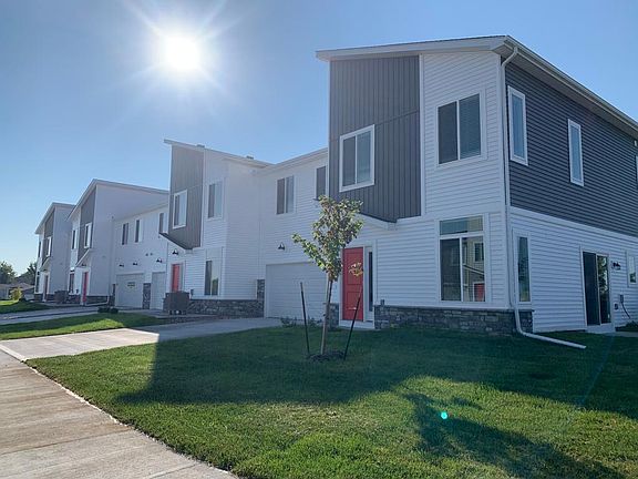 2nd image of 9590 Starview Dr