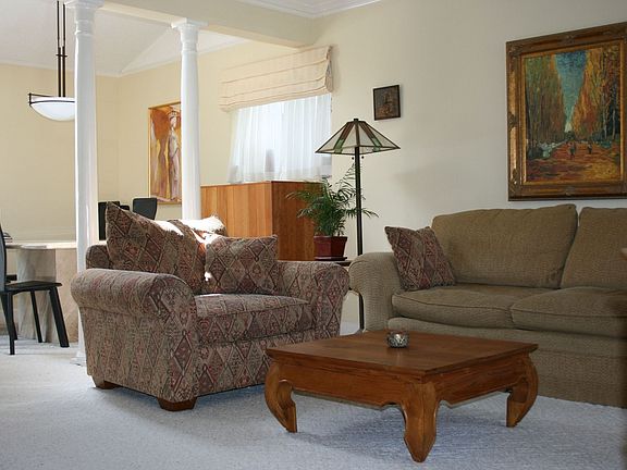 great room to dining