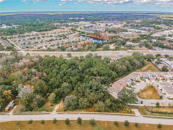 3rd image of 4820 N Ronald Reagan Blvd