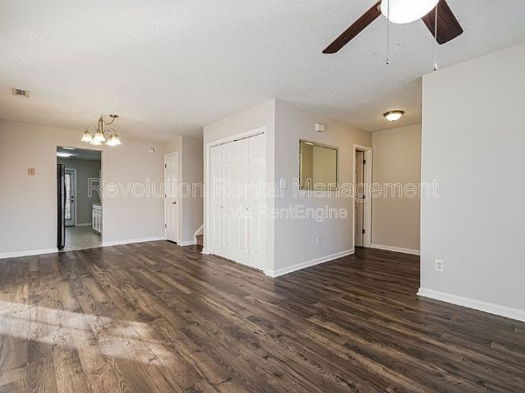 5th image of 7270 Oakley Ct