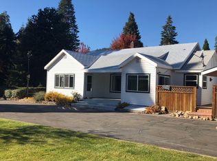 1105 Lassen Ln, Mount Shasta, CA 96067