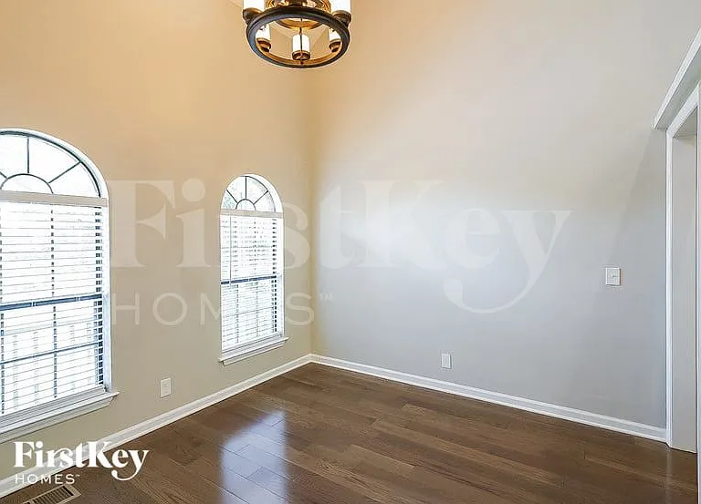 2301 Peak Hill Cv — Photo 4