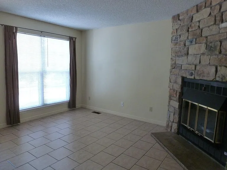 10174 W Dartmouth Ave — Photo 9