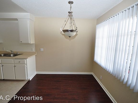 5th image of 11225 Huston St APT 302