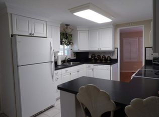 12633 Plumosa Dr, Fort Myers, FL 33908
