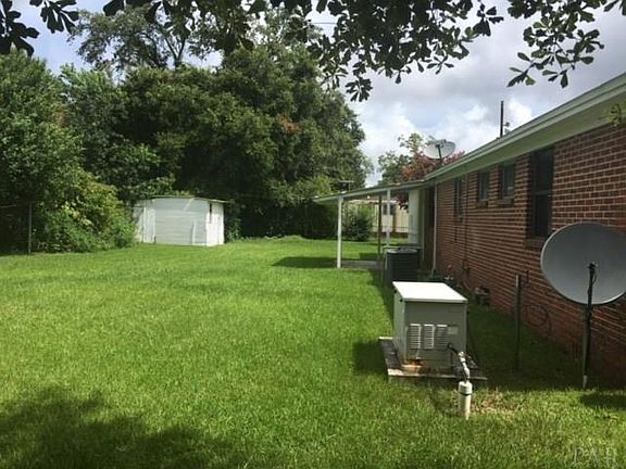 5th image of 8453 Pond Ave