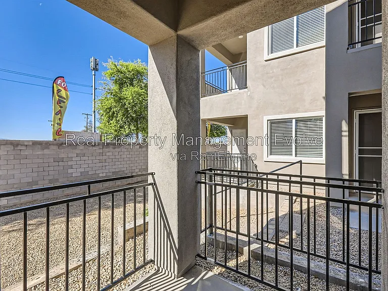 7010 N 80th Ave #3 — Photo 20