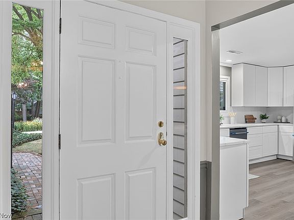 5th image of 333 N Portage Path Unit 39