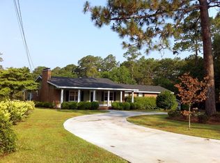 415 N Lanier St, Lyons, GA 30436